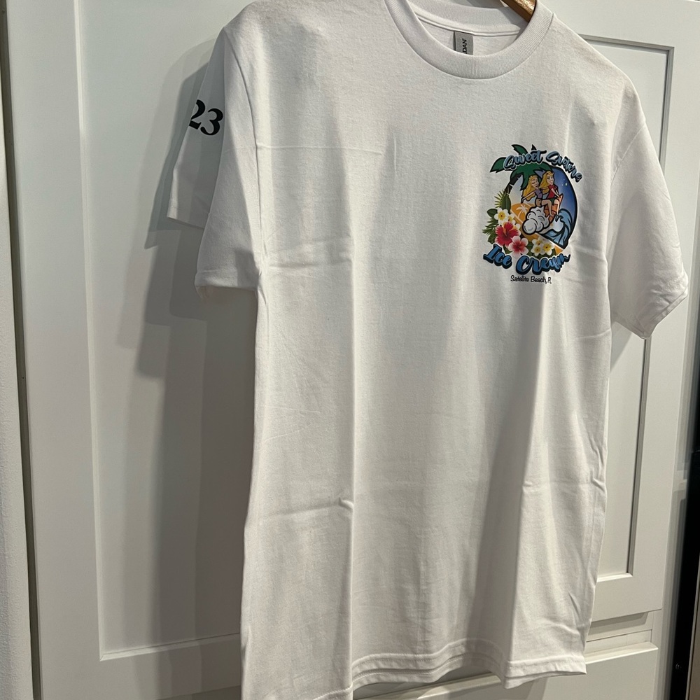 NEW* Sweet Sisters Ice Cream Child’s size XL T-shirt w/ Logo Unisex 100% Cotton